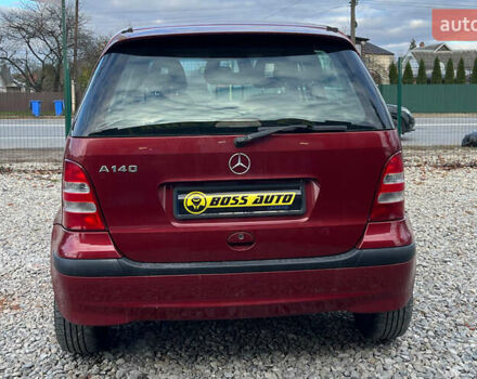 Красный Мерседес С Класс, объемом двигателя 1.4 л и пробегом 200 тыс. км за 4300 $, фото 5 на Automoto.ua