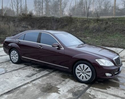 Красный Мерседес С Класс, объемом двигателя 5.5 л и пробегом 238 тыс. км за 9200 $, фото 3 на Automoto.ua