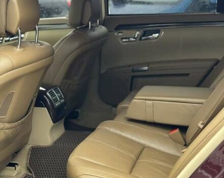 Красный Мерседес С Класс, объемом двигателя 4.7 л и пробегом 300 тыс. км за 9999 $, фото 8 на Automoto.ua