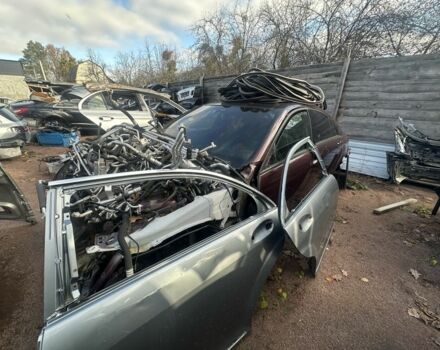 Червоний Мерседес С Клас, об'ємом двигуна 0 л та пробігом 150 тис. км за 850 $, фото 3 на Automoto.ua