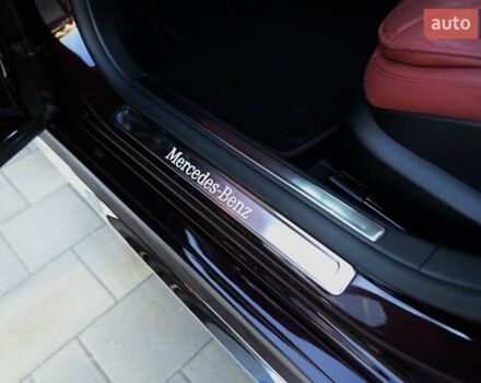 Красный Мерседес С Класс, объемом двигателя 4 л и пробегом 51 тыс. км за 99999 $, фото 50 на Automoto.ua
