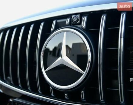 Красный Мерседес С Класс, объемом двигателя 4 л и пробегом 51 тыс. км за 99999 $, фото 3 на Automoto.ua