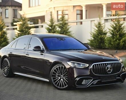 Красный Мерседес С Класс, объемом двигателя 4 л и пробегом 51 тыс. км за 99999 $, фото 14 на Automoto.ua