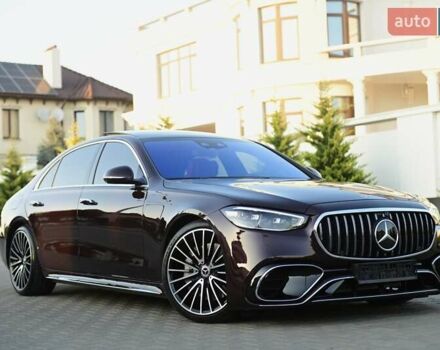 Красный Мерседес С Класс, объемом двигателя 4 л и пробегом 51 тыс. км за 99999 $, фото 2 на Automoto.ua