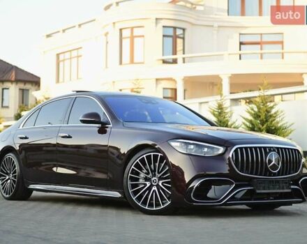 Красный Мерседес С Класс, объемом двигателя 4 л и пробегом 51 тыс. км за 99999 $, фото 1 на Automoto.ua