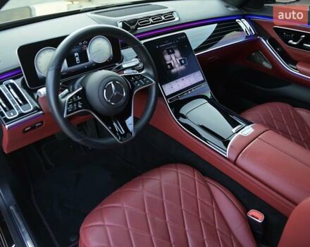 Красный Мерседес С Класс, объемом двигателя 4 л и пробегом 51 тыс. км за 99999 $, фото 68 на Automoto.ua