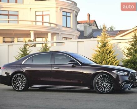 Красный Мерседес С Класс, объемом двигателя 4 л и пробегом 51 тыс. км за 99999 $, фото 10 на Automoto.ua