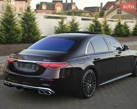 Красный Мерседес С Класс, объемом двигателя 4 л и пробегом 51 тыс. км за 99999 $, фото 42 на Automoto.ua