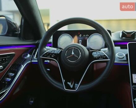 Красный Мерседес С Класс, объемом двигателя 4 л и пробегом 51 тыс. км за 99999 $, фото 77 на Automoto.ua