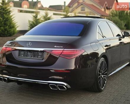 Красный Мерседес С Класс, объемом двигателя 4 л и пробегом 51 тыс. км за 99999 $, фото 40 на Automoto.ua