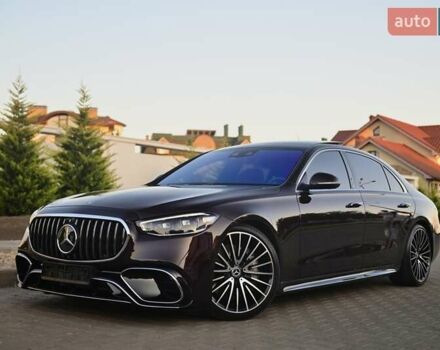 Красный Мерседес С Класс, объемом двигателя 4 л и пробегом 51 тыс. км за 99999 $, фото 24 на Automoto.ua