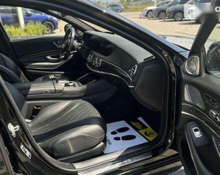 Мерседес С Класс, объемом двигателя 4 л и пробегом 202 тыс. км за 78000 $, фото 24 на Automoto.ua