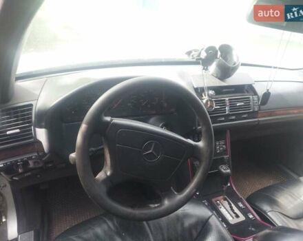 Мерседес С Класс, объемом двигателя 4.2 л и пробегом 385 тыс. км за 3800 $, фото 8 на Automoto.ua