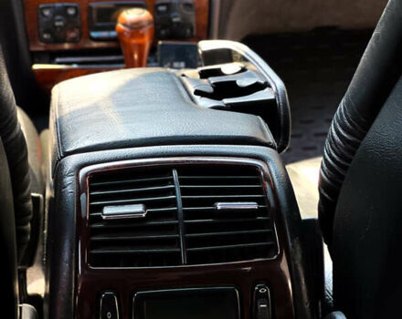 Мерседес С Класс, объемом двигателя 4.3 л и пробегом 180 тыс. км за 6400 $, фото 8 на Automoto.ua