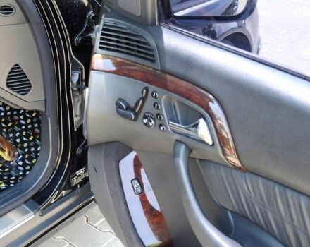 Мерседес С Класс, объемом двигателя 5 л и пробегом 230 тыс. км за 5500 $, фото 25 на Automoto.ua