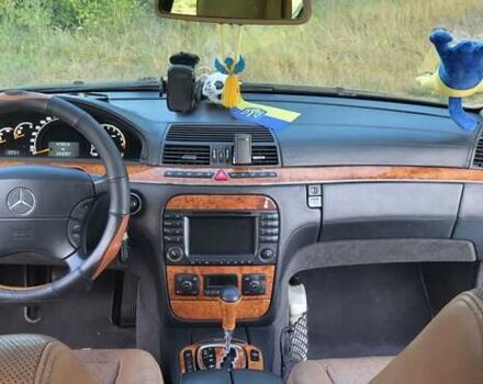 Мерседес С Класс, объемом двигателя 5.51 л и пробегом 240 тыс. км за 6000 $, фото 32 на Automoto.ua