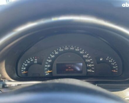 Мерседес С Класс, объемом двигателя 2.2 л и пробегом 381 тыс. км за 4700 $, фото 12 на Automoto.ua
