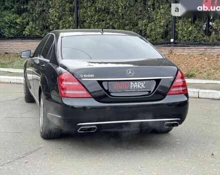Мерседес С Клас, об'ємом двигуна 5.5 л та пробігом 127 тис. км за 33900 $, фото 6 на Automoto.ua