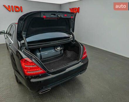 Мерседес С Класс, объемом двигателя 5.5 л и пробегом 259 тыс. км за 13930 $, фото 6 на Automoto.ua