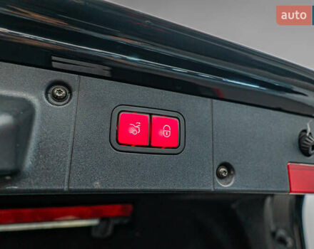 Мерседес С Класс, объемом двигателя 5.5 л и пробегом 259 тыс. км за 13930 $, фото 7 на Automoto.ua