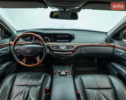 Мерседес С Класс, объемом двигателя 5.5 л и пробегом 259 тыс. км за 13930 $, фото 10 на Automoto.ua