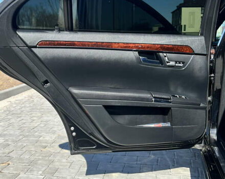 Мерседес С Клас, об'ємом двигуна 5.5 л та пробігом 300 тис. км за 11000 $, фото 41 на Automoto.ua