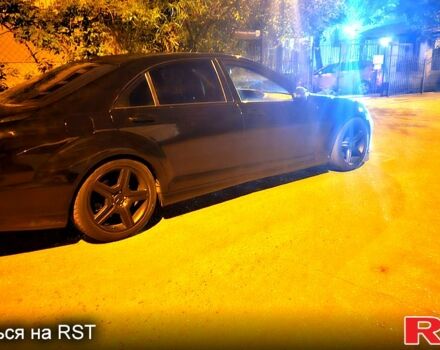 Мерседес С Класс, объемом двигателя 5.5 л и пробегом 263 тыс. км за 9000 $, фото 2 на Automoto.ua