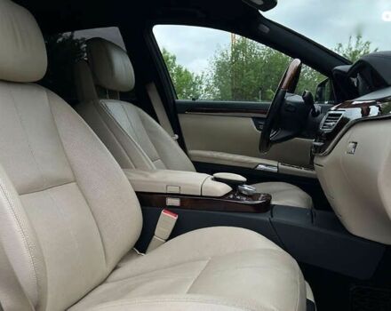 Мерседес С Класс, объемом двигателя 4.7 л и пробегом 123 тыс. км за 15500 $, фото 8 на Automoto.ua