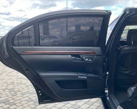 Мерседес С Класс, объемом двигателя 5.5 л и пробегом 290 тыс. км за 19100 $, фото 25 на Automoto.ua