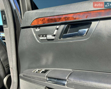 Мерседес С Клас, об'ємом двигуна 5.5 л та пробігом 300 тис. км за 11000 $, фото 17 на Automoto.ua