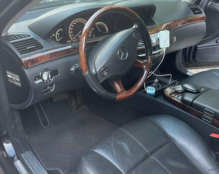 Мерседес С Класс, объемом двигателя 5.5 л и пробегом 232 тыс. км за 15827 $, фото 23 на Automoto.ua