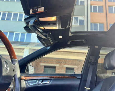 Мерседес С Клас, об'ємом двигуна 5.5 л та пробігом 300 тис. км за 11000 $, фото 36 на Automoto.ua