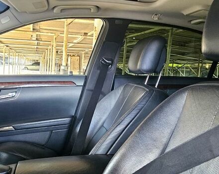 Мерседес С Класс, объемом двигателя 5.5 л и пробегом 263 тыс. км за 9000 $, фото 1 на Automoto.ua