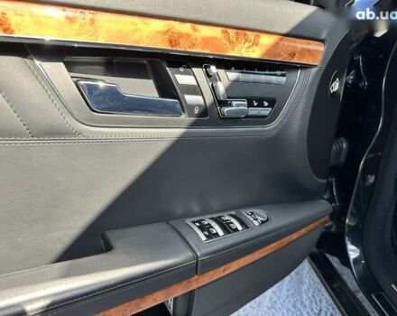 Мерседес С Класс, объемом двигателя 5.5 л и пробегом 112 тыс. км за 53000 $, фото 5 на Automoto.ua