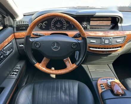 Мерседес С Класс, объемом двигателя 5.5 л и пробегом 112 тыс. км за 53000 $, фото 21 на Automoto.ua