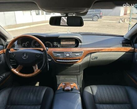 Мерседес С Класс, объемом двигателя 5.5 л и пробегом 112 тыс. км за 53000 $, фото 20 на Automoto.ua