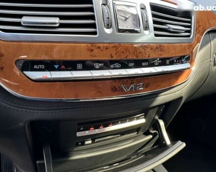 Мерседес С Класс, объемом двигателя 5.5 л и пробегом 112 тыс. км за 53000 $, фото 11 на Automoto.ua