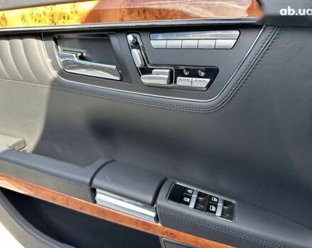 Мерседес С Класс, объемом двигателя 5.5 л и пробегом 112 тыс. км за 53000 $, фото 17 на Automoto.ua