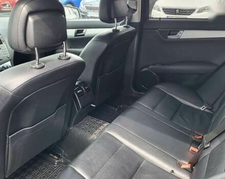 Мерседес С Класс, объемом двигателя 2.1 л и пробегом 266 тыс. км за 10500 $, фото 14 на Automoto.ua