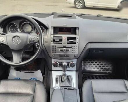 Мерседес С Класс, объемом двигателя 2.1 л и пробегом 266 тыс. км за 10500 $, фото 15 на Automoto.ua