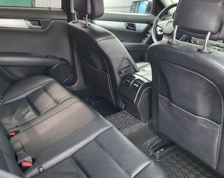 Мерседес С Класс, объемом двигателя 2.1 л и пробегом 266 тыс. км за 10500 $, фото 17 на Automoto.ua