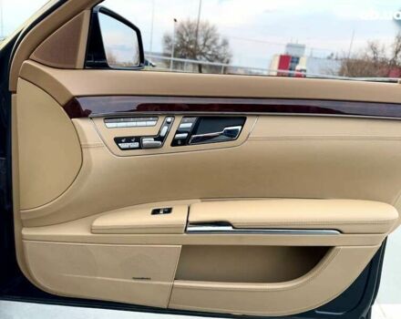 Мерседес С Класс, объемом двигателя 4.7 л и пробегом 201 тыс. км за 12700 $, фото 26 на Automoto.ua