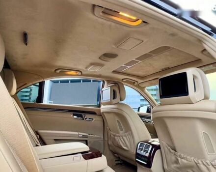 Мерседес С Класс, объемом двигателя 4.7 л и пробегом 201 тыс. км за 12700 $, фото 29 на Automoto.ua