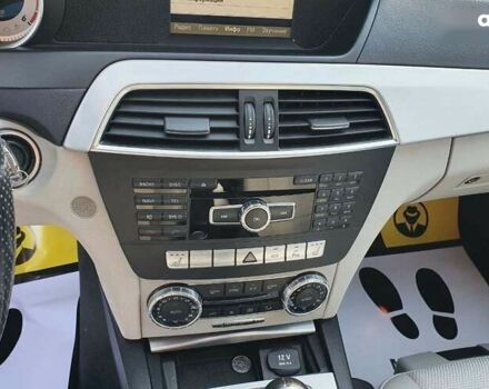 Мерседес С Класс, объемом двигателя 2.2 л и пробегом 363 тыс. км за 12790 $, фото 13 на Automoto.ua