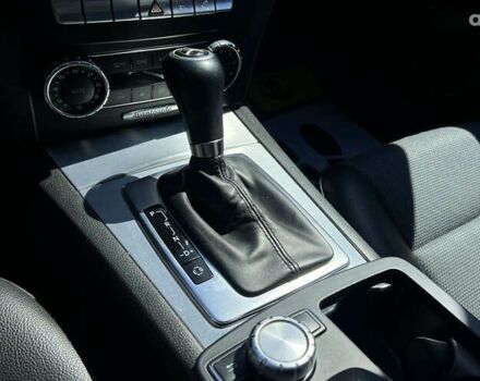 Мерседес С Класс, объемом двигателя 1.8 л и пробегом 251 тыс. км за 10900 $, фото 13 на Automoto.ua