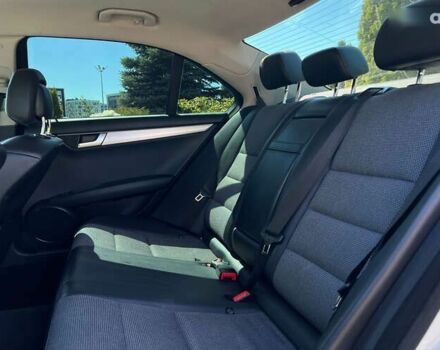 Мерседес С Класс, объемом двигателя 1.8 л и пробегом 251 тыс. км за 10900 $, фото 9 на Automoto.ua