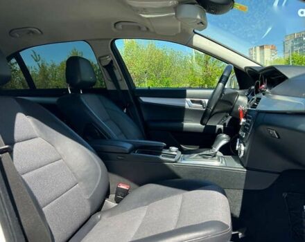 Мерседес С Класс, объемом двигателя 1.8 л и пробегом 251 тыс. км за 10900 $, фото 8 на Automoto.ua