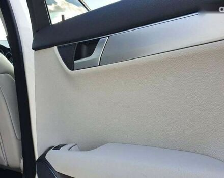 Мерседес С Класс, объемом двигателя 2.2 л и пробегом 363 тыс. км за 12790 $, фото 21 на Automoto.ua