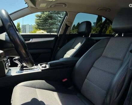 Мерседес С Класс, объемом двигателя 1.8 л и пробегом 251 тыс. км за 10900 $, фото 12 на Automoto.ua