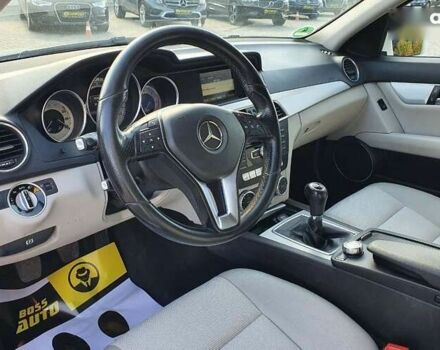 Мерседес С Класс, объемом двигателя 2.2 л и пробегом 363 тыс. км за 12790 $, фото 10 на Automoto.ua